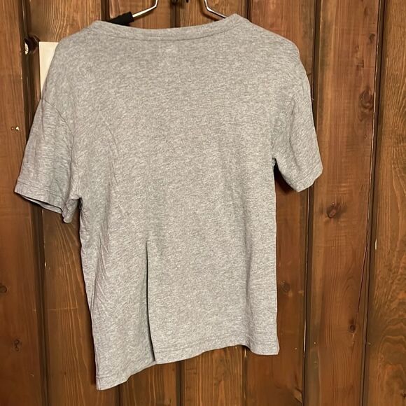 Crazy 8 youth boys gray size 10/12 sports shirt. - Picture 4 of 4